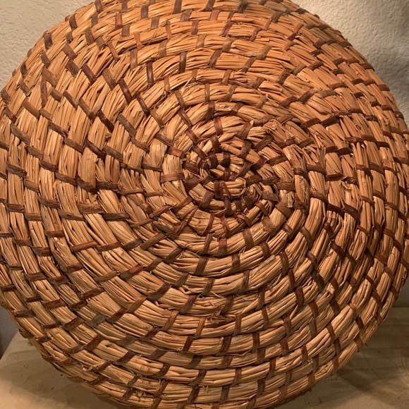 Authentic Navajo baskets - Picture 4 of 4
